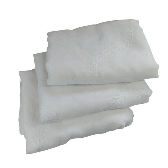 GORGEOUS WHITE EMBROIDERED ON WHITE BOTANICAL TRELLIS WINDOW CURTAINS, 3 PANELS! - Picture 9 of 11